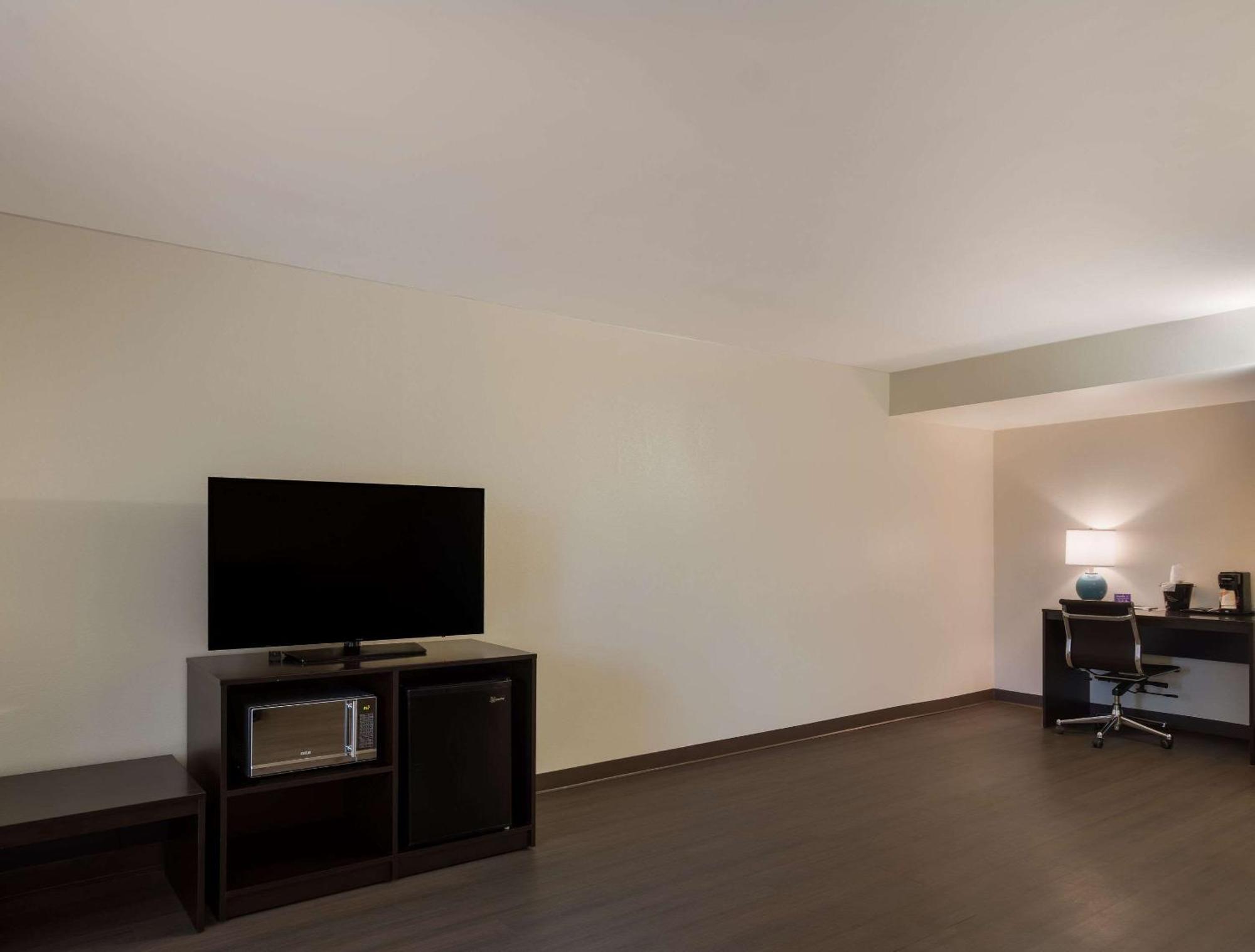Sleep Inn Savannah Midtown Екстериор снимка