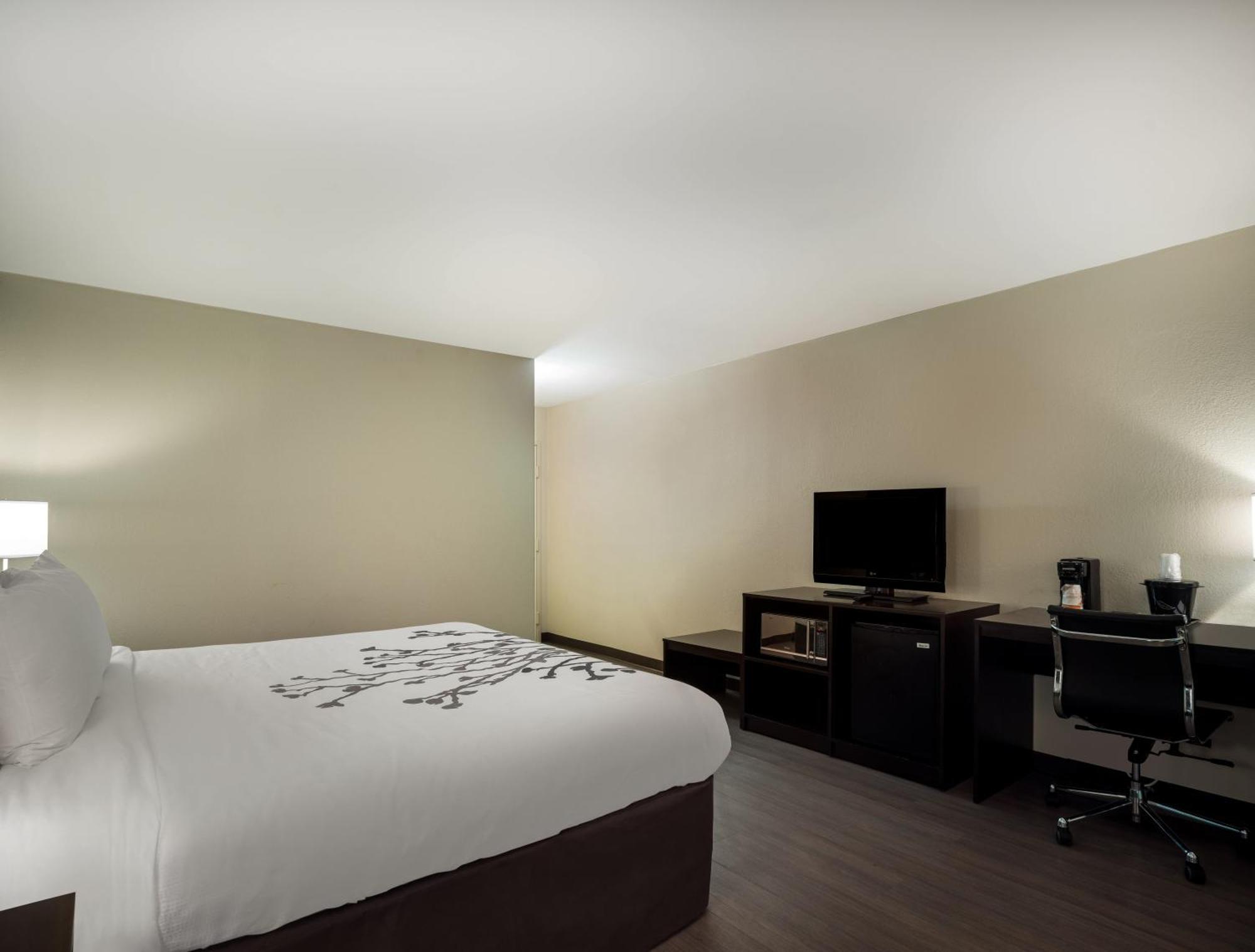 Sleep Inn Savannah Midtown Екстериор снимка